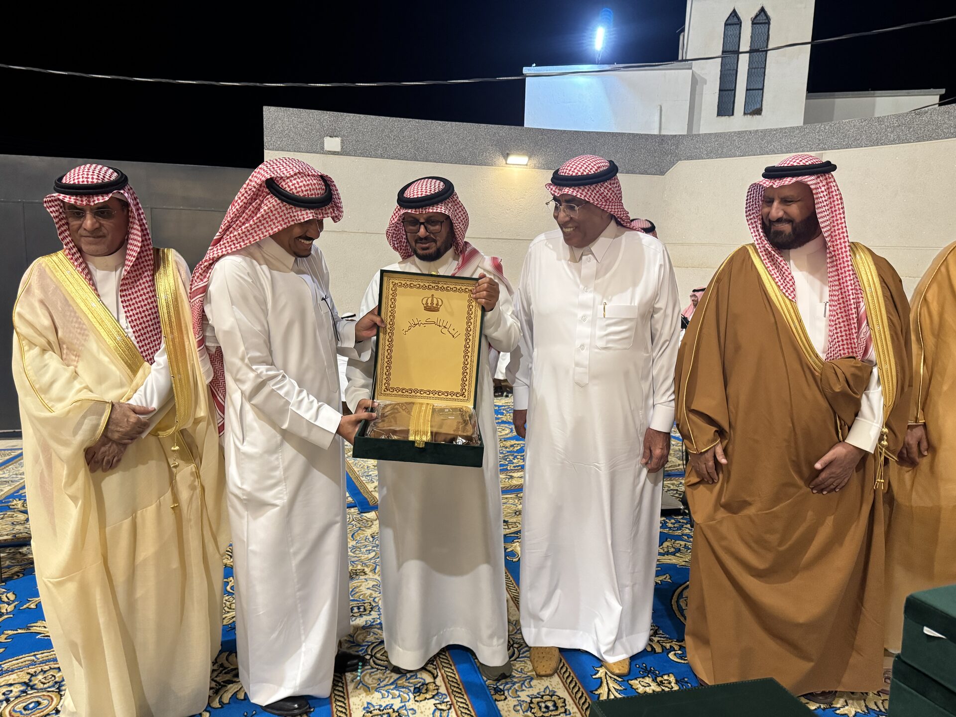 المناسبات